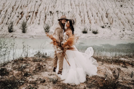 Aura Lightroom Presets + Retouch Brushes Vol. 2 (by Vicky Baumann) — preview 3