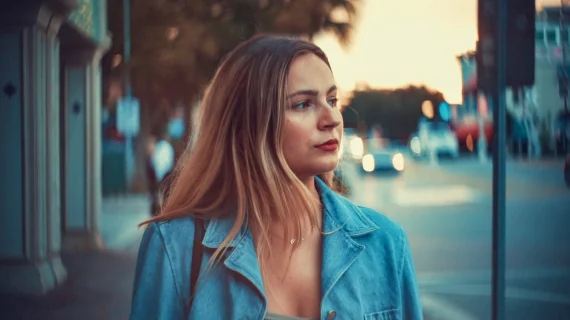 Vintage Look Vol. 1–3 Bundle by Daniel Schiffer – 15 Cinematic Presets