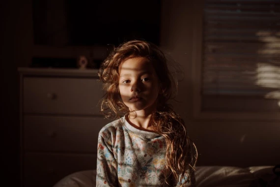 ova Presets – Meridian: Pastel & Bronze Moody Portrait Collection — preview 6