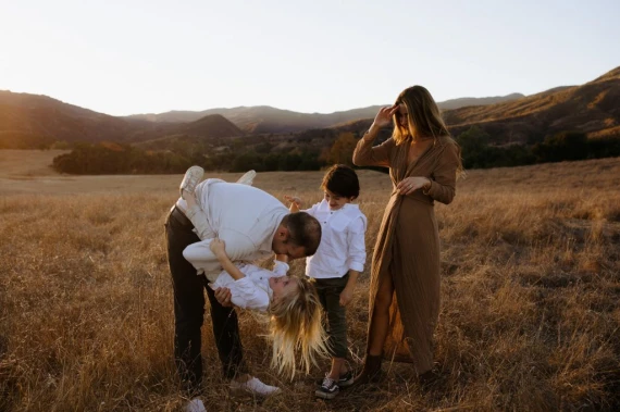 Zion Presets – Vibrant Color Tones for Weddings & Family Photography (Meridian Collection) — preview 2