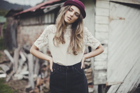 Julia Trotti – White Lace Lightroom Presets — preview 2