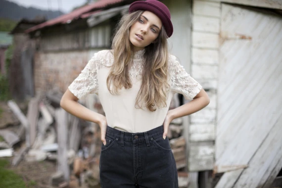 Julia Trotti – White Lace Lightroom Presets